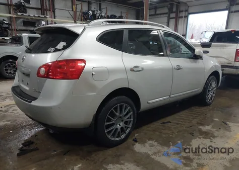 2013 Nissan Rogue Sv W/Sl Pkg z USA, uszkodzony, nr VIN JN8AS5MV1DW111455